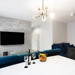 https://margaret-apartment.krakowhotelspoland.com