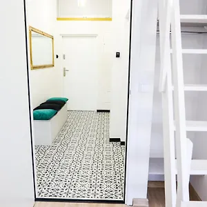 https://cracwow-saint-sebastian-apartments.krakowhotelspoland.com